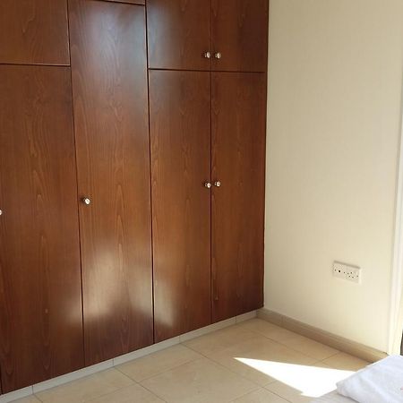 202 Mandritis Court Larnaca Exterior photo