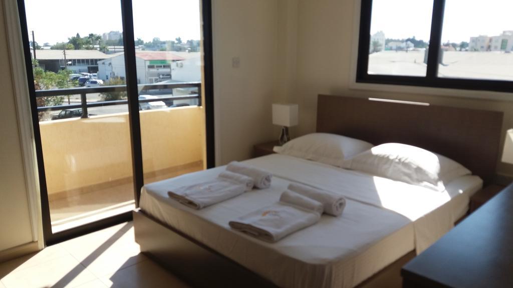 202 Mandritis Court Larnaca Exterior photo